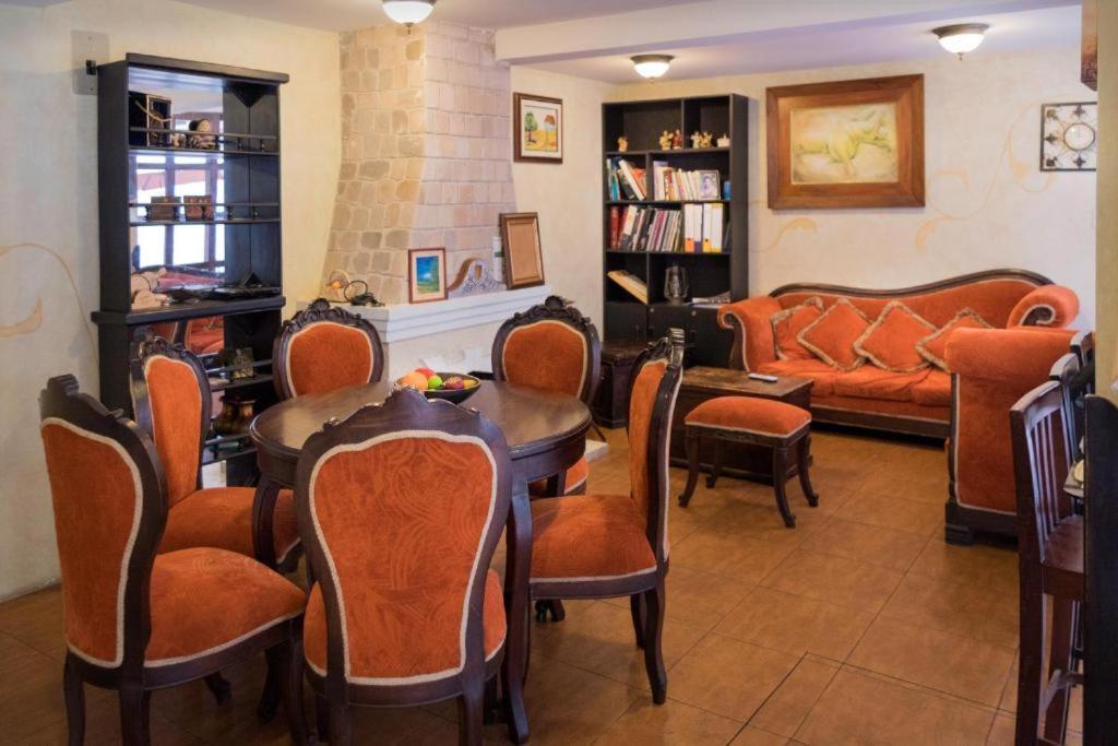 Latacunga Hostel المظهر الخارجي الصورة